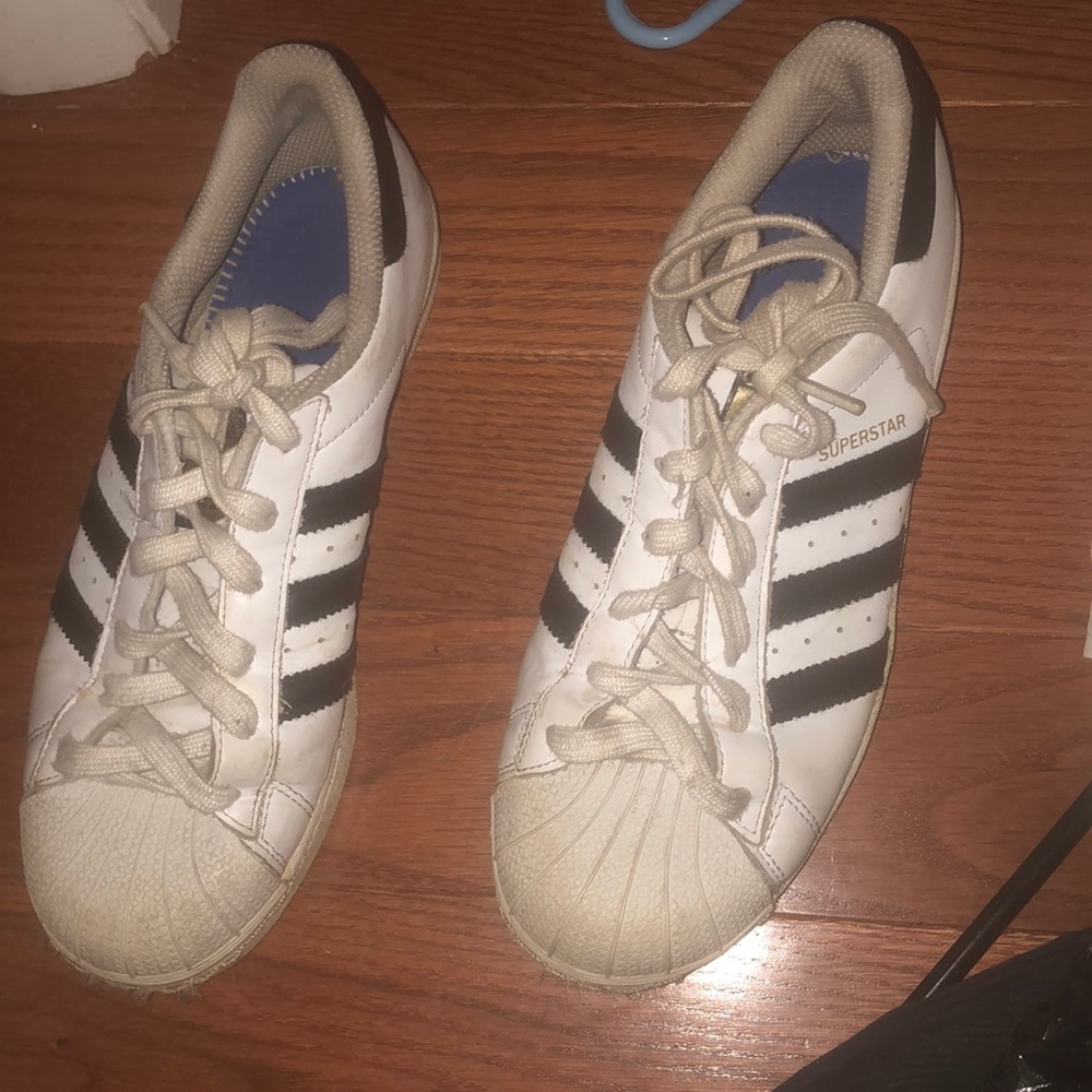 Adidas super stars
